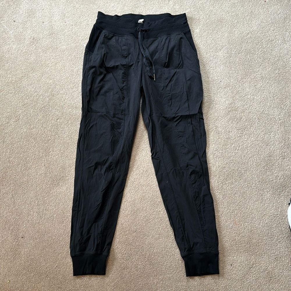 Lululemon dance studio joggers, black, size 6